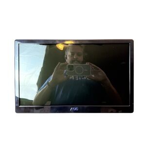 AOC E1659FWU 16 Inch USB Powered Portable LED LCD Monitor with Case